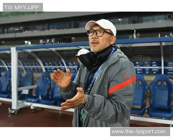 张外龙谈年轻球员快速成长全力以赴追求最终目标的决心与信心 张外龙谈年轻球员快速成长全力以赴追求最终目标的决心与信心